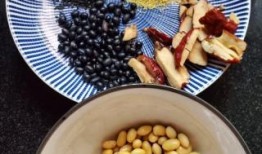 黄豆花生黑芝麻豆浆,黄豆、花生、黑芝麻豆浆的完美融合