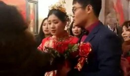 男子婚礼被人爆料视频,男子婚礼视频引发热议