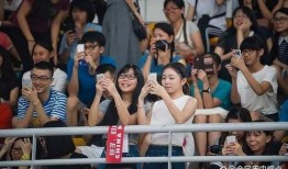 操场爆料事件视频播放,真相究竟如何？