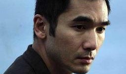 方中信电视剧,演绎传奇人生，电视剧中的情感巅峰